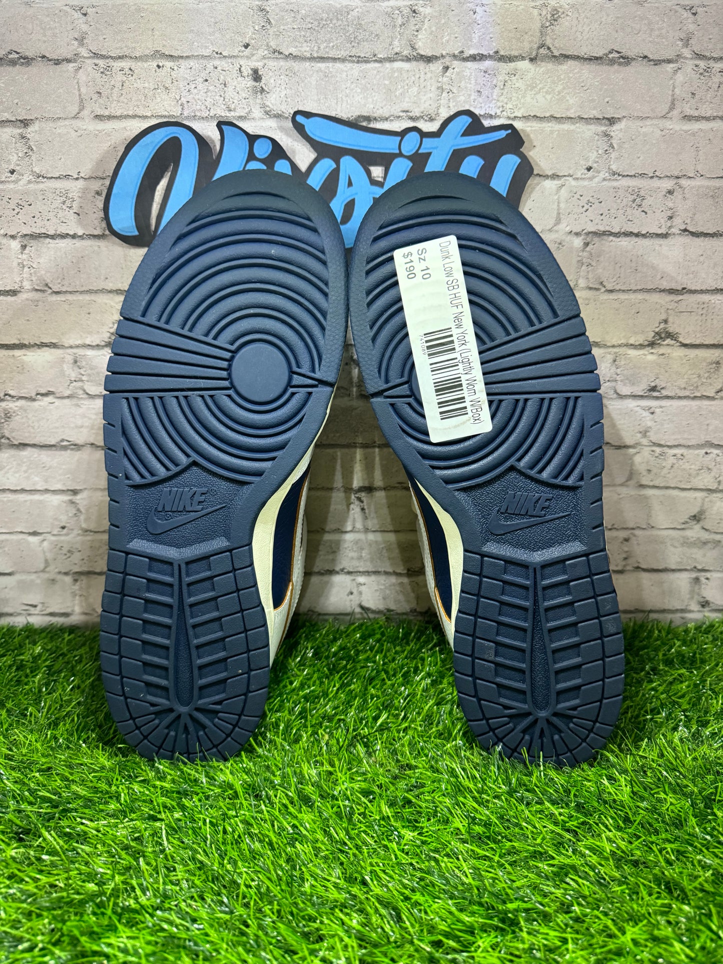 Dunk Low SB HUF New York City PO 10