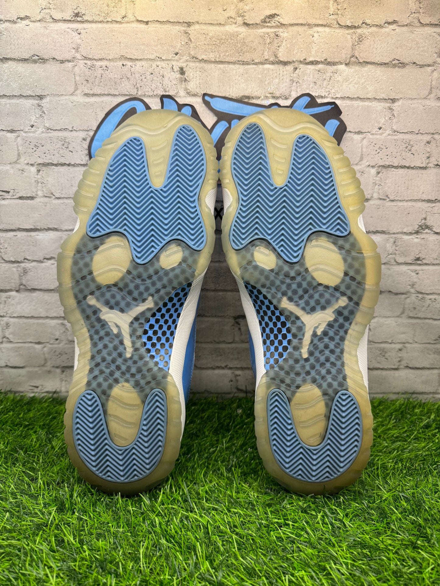 Jordan 11 Low UNC PO 11.5