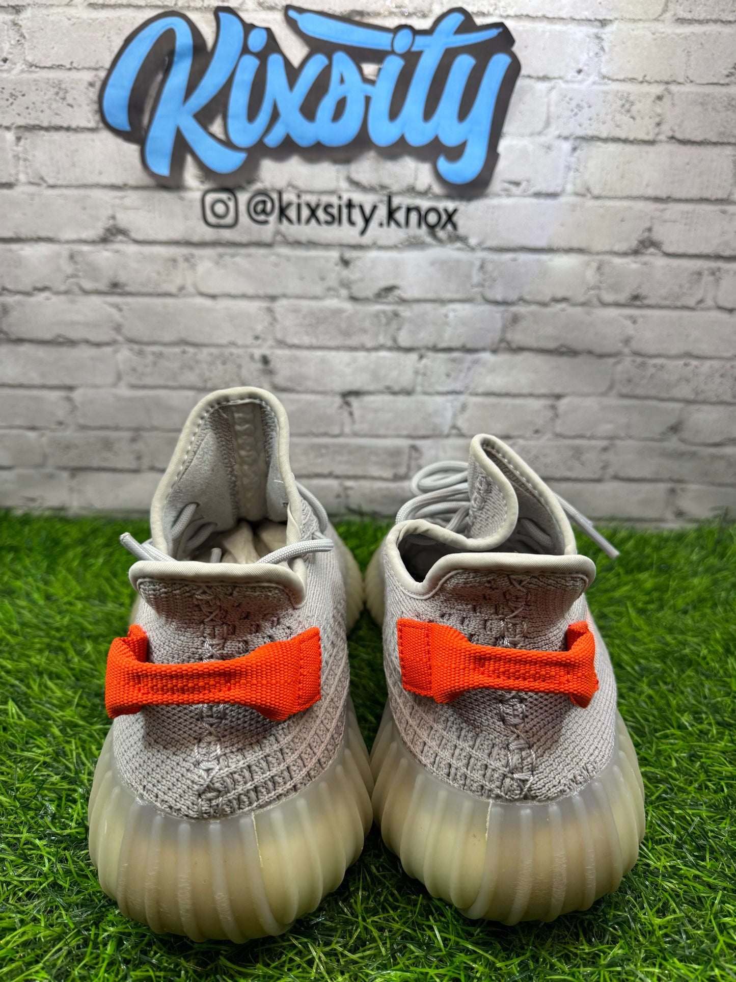 Yeezy 350 V2 Taillight (No Box) PO 8