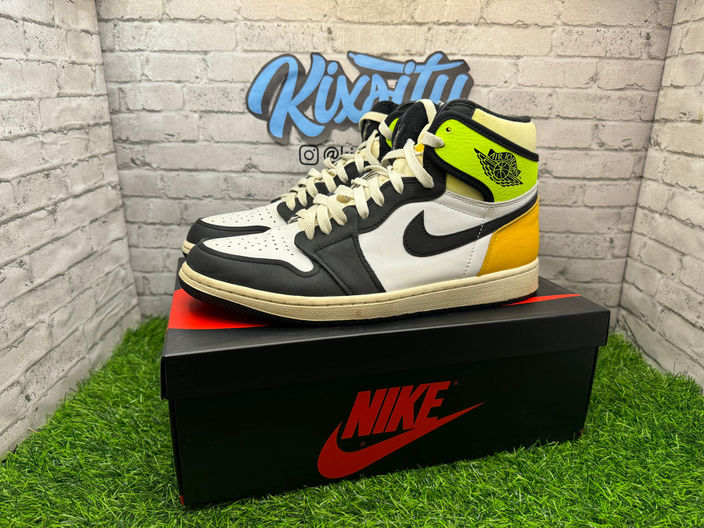 Jordan 1 High Volt Gold PO 9.5