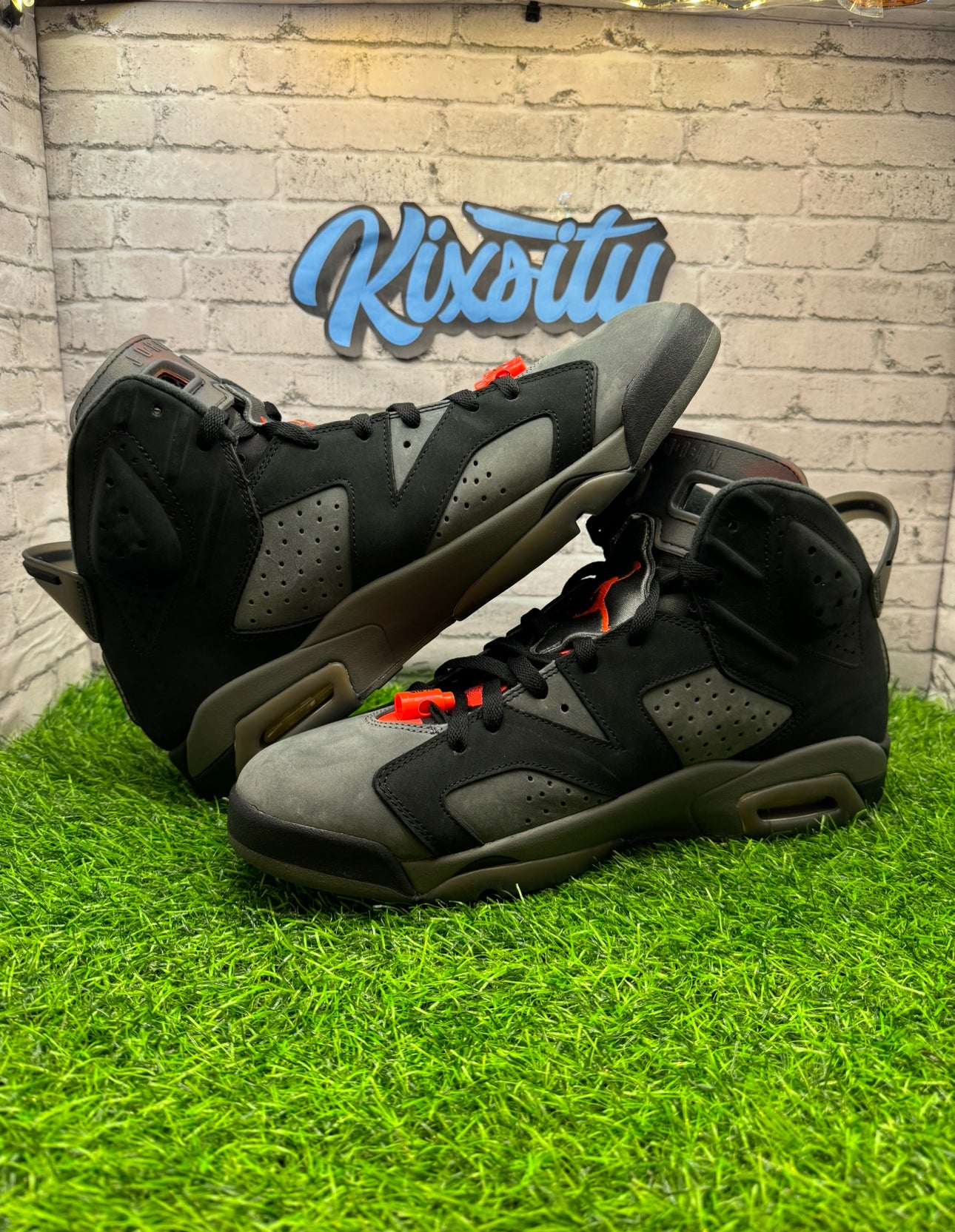 Jordan 6 PSG Paris Saint-Germain PO 14