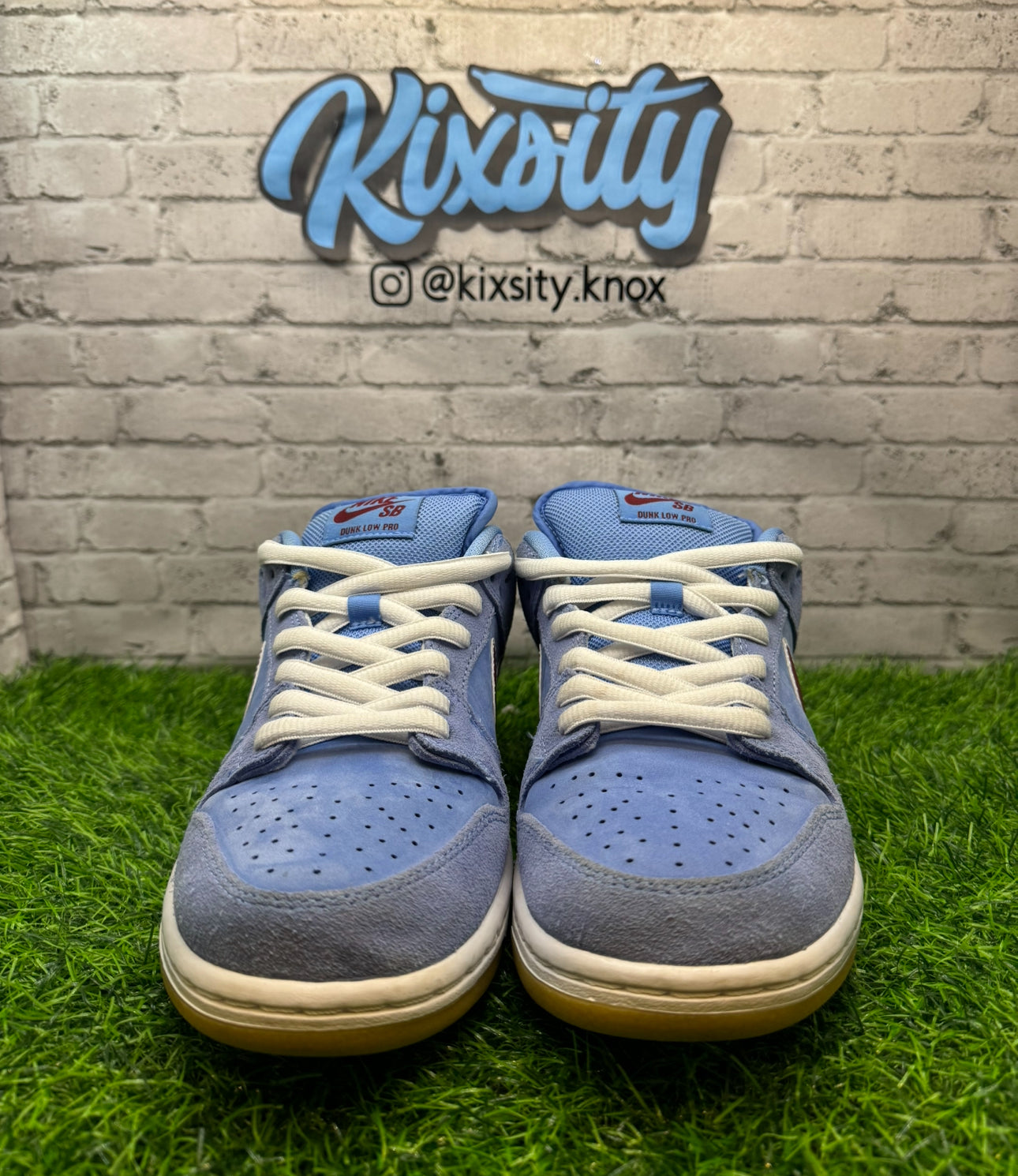 Dunk Low SB Phillies PO 8