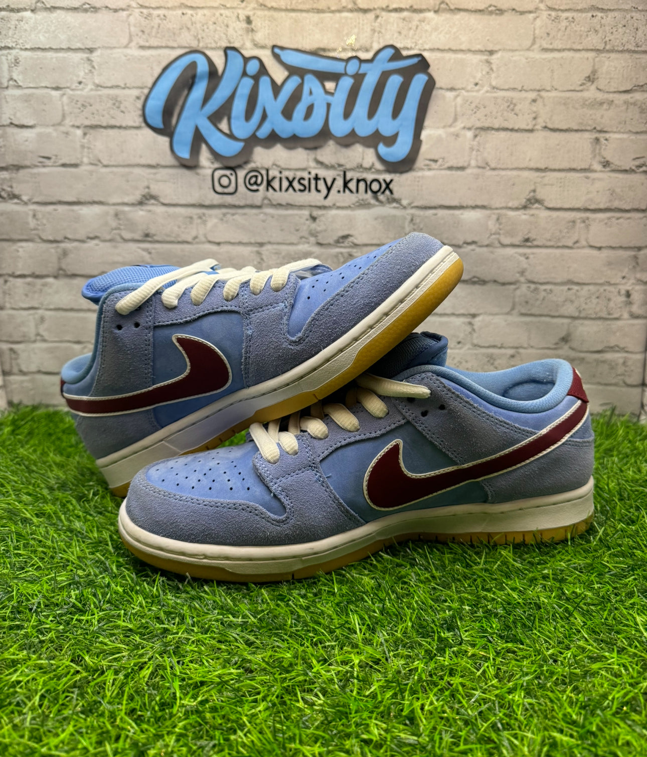 Dunk Low SB Phillies PO 8