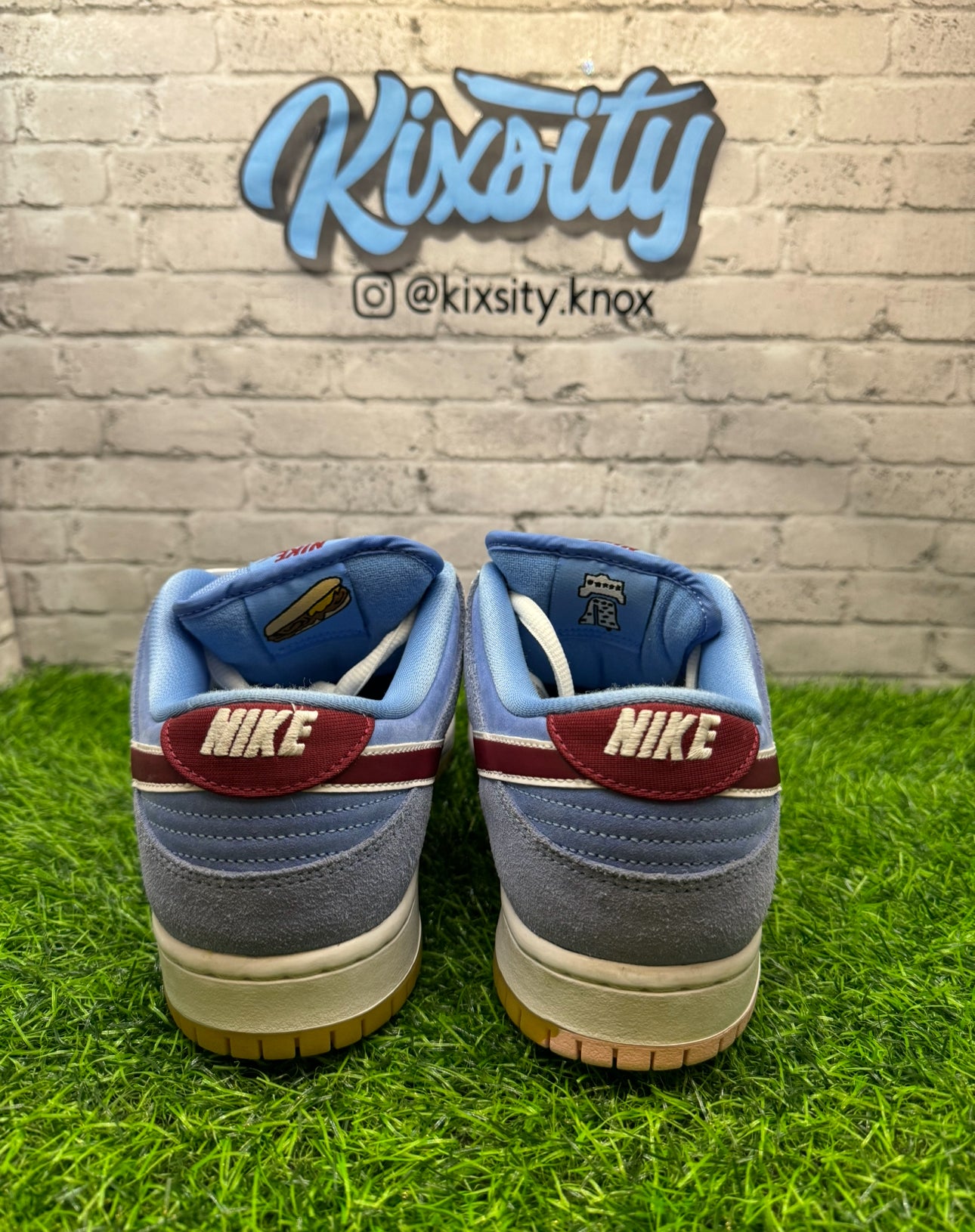 Dunk Low SB Phillies PO 8