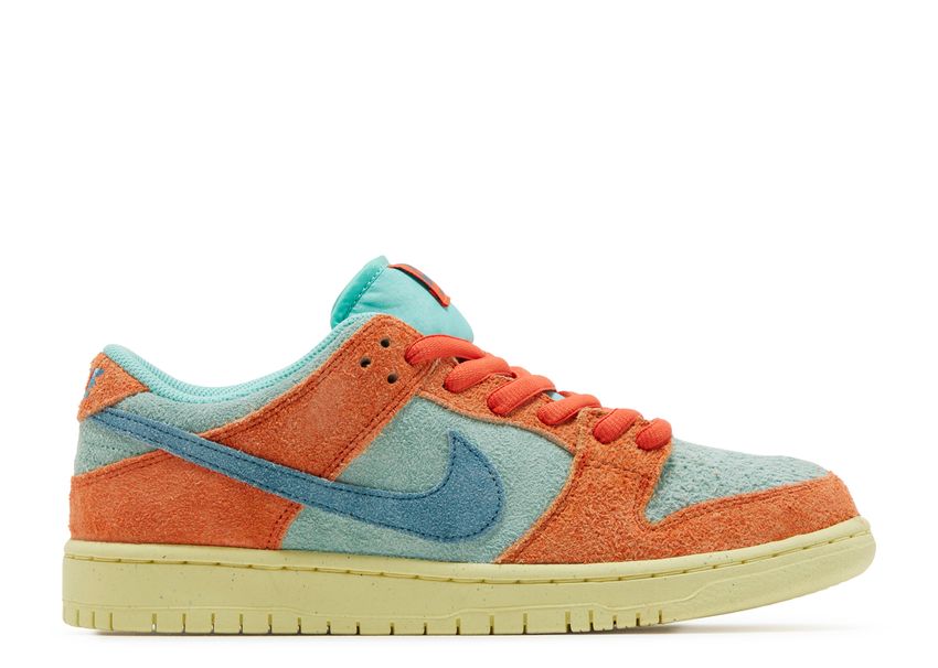 Dunk Low SB Orange Emerald 9.5