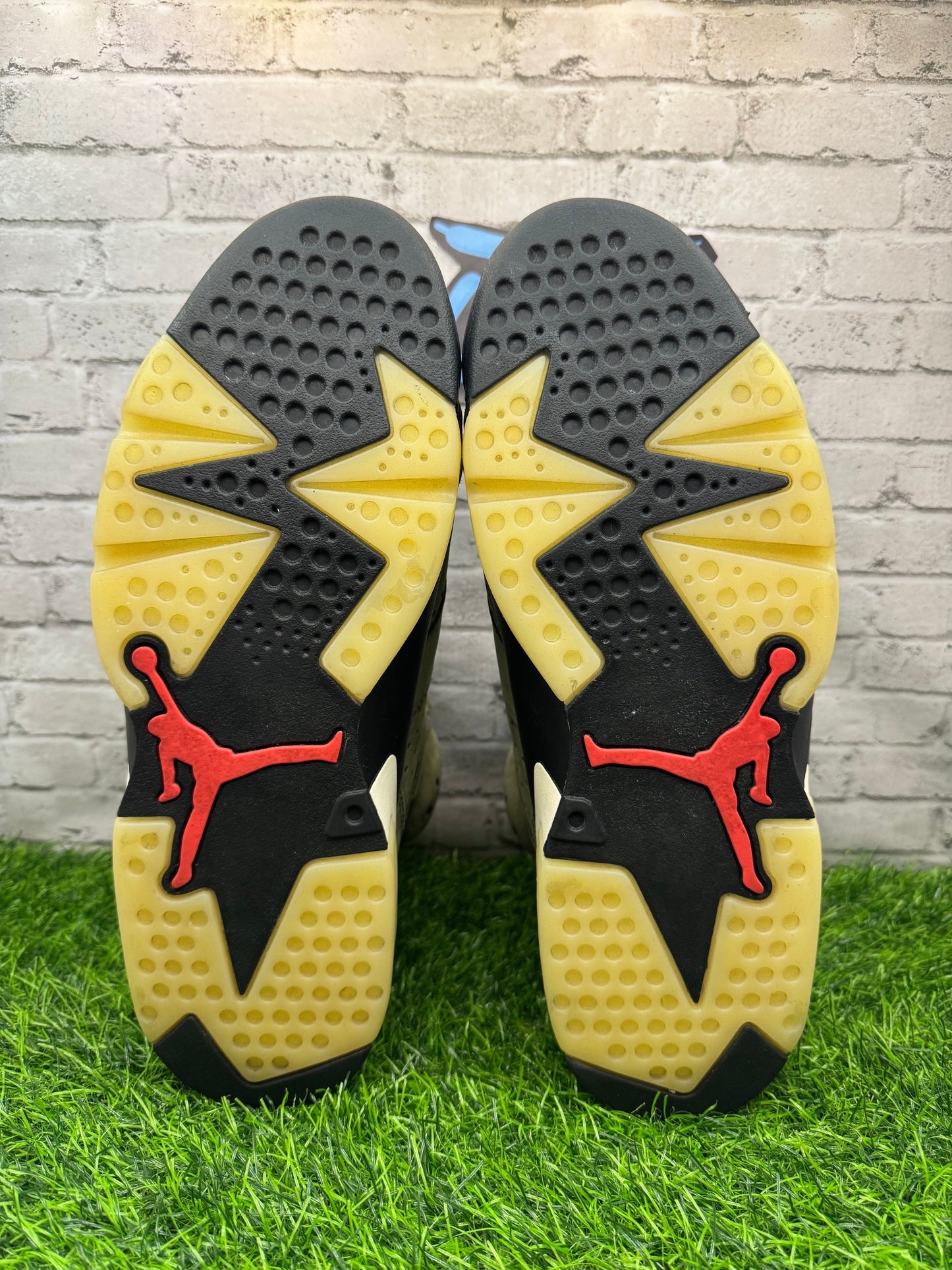 Jordan 6 Travis Scott Olive PO 11