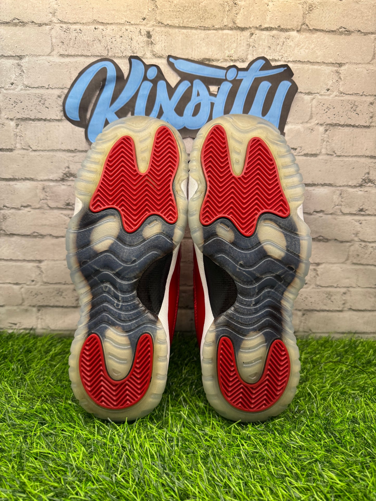 Jordan 11 Win Like 96 PO GS 6.5Y