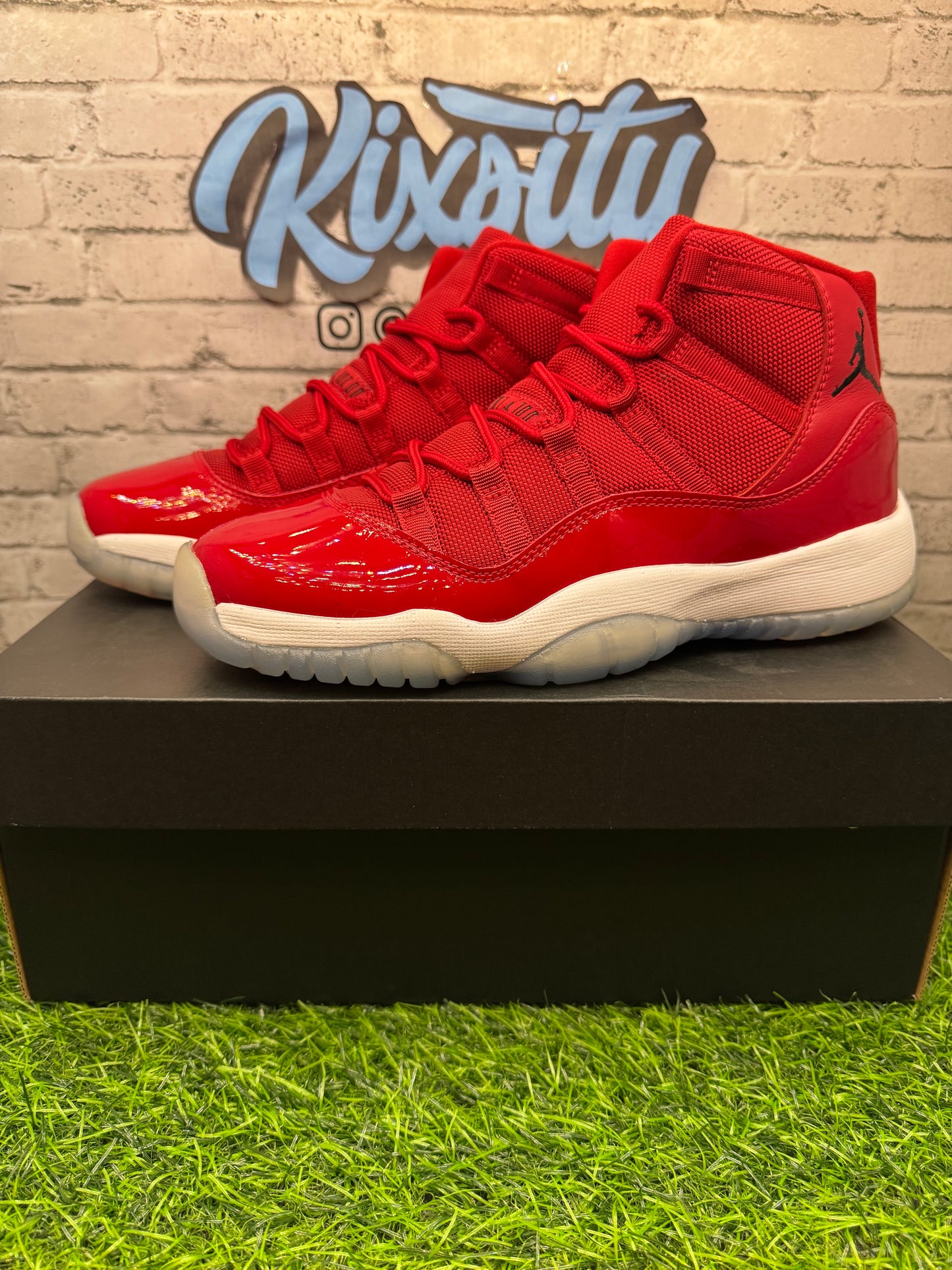 Jordan 11 Win Like 96 PO GS 6.5Y