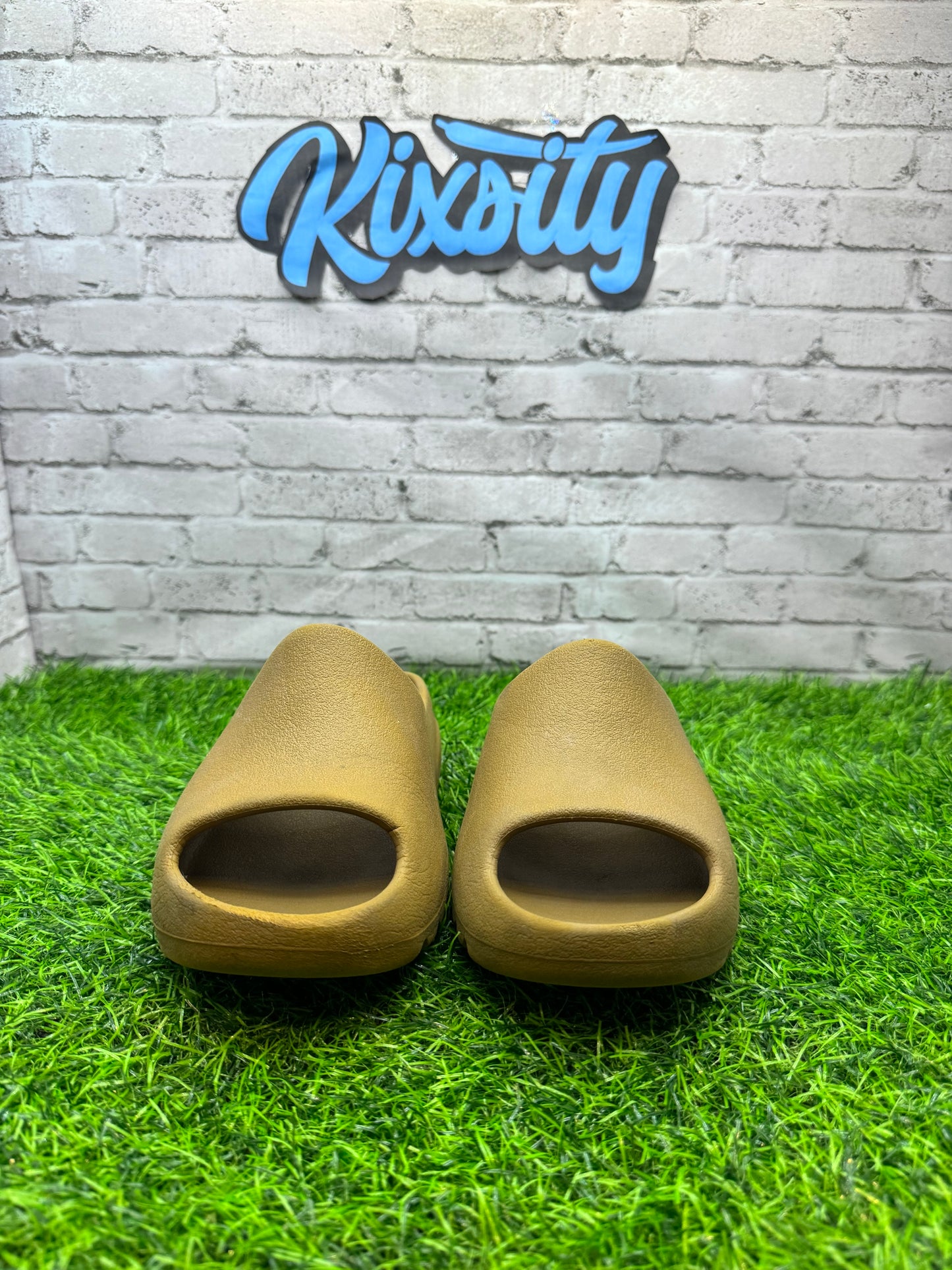 Yeezy Slide Ochre PO 1