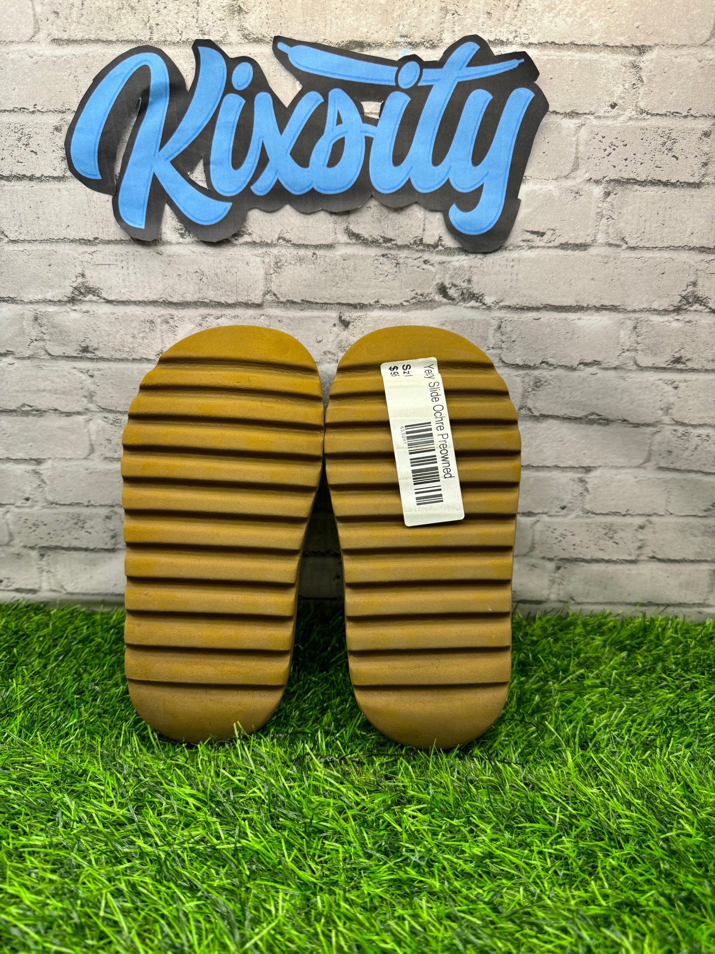 Yeezy Slide Ochre PO 1