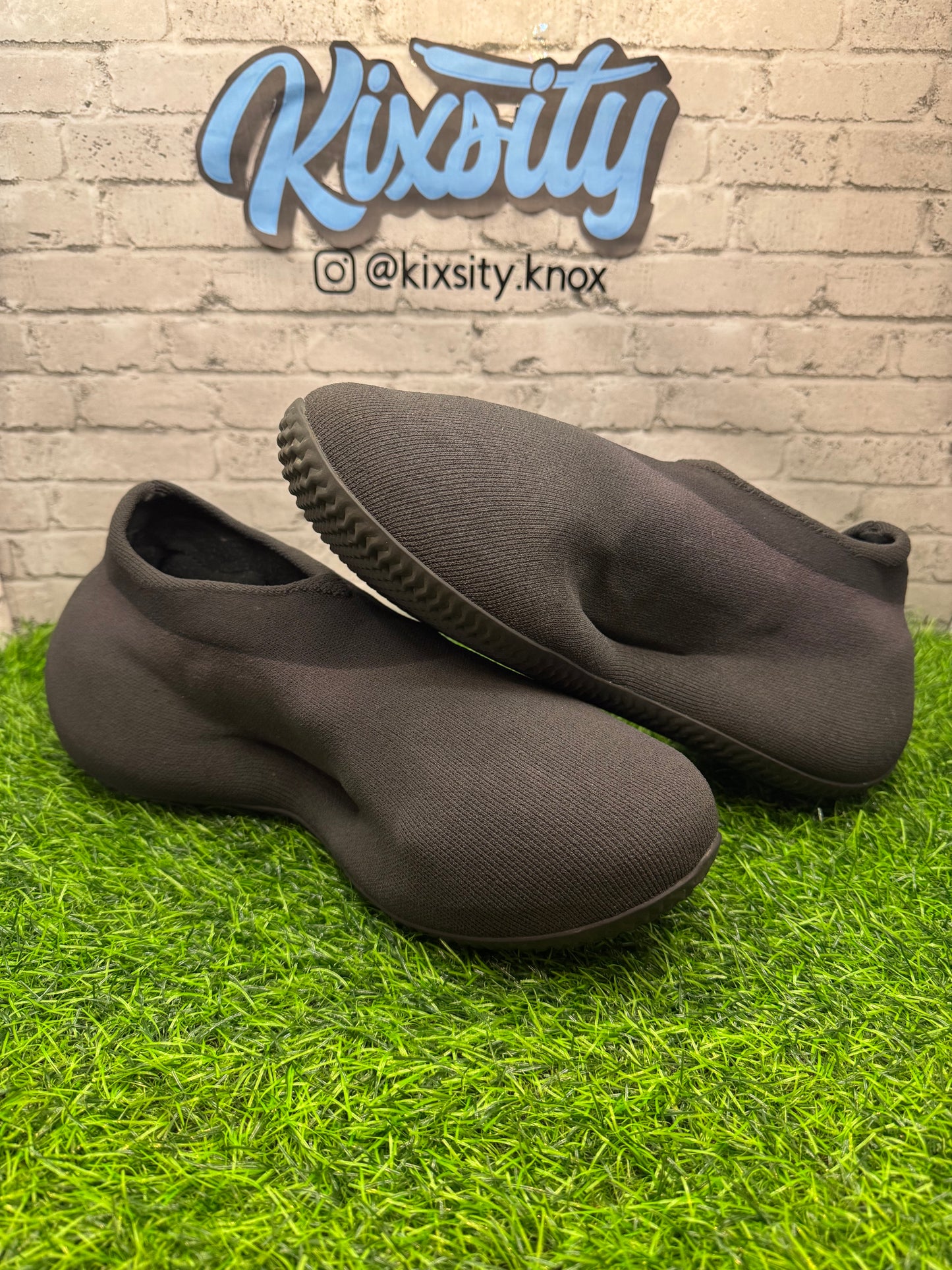 Yeezy Knit RNR Faded Onyx PO 10.5
