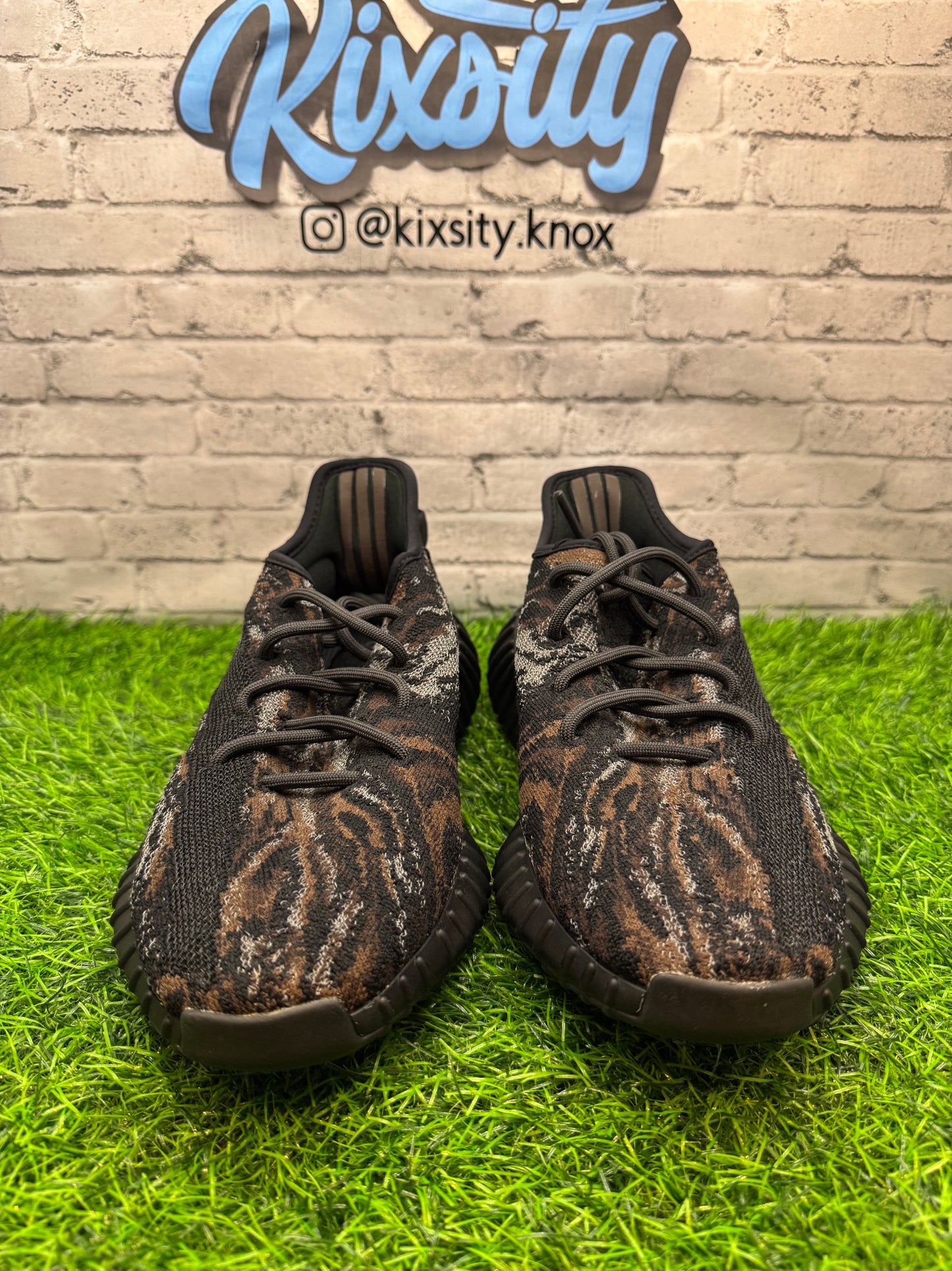 Yeezy 350 V2 MX Rock PO 6.5