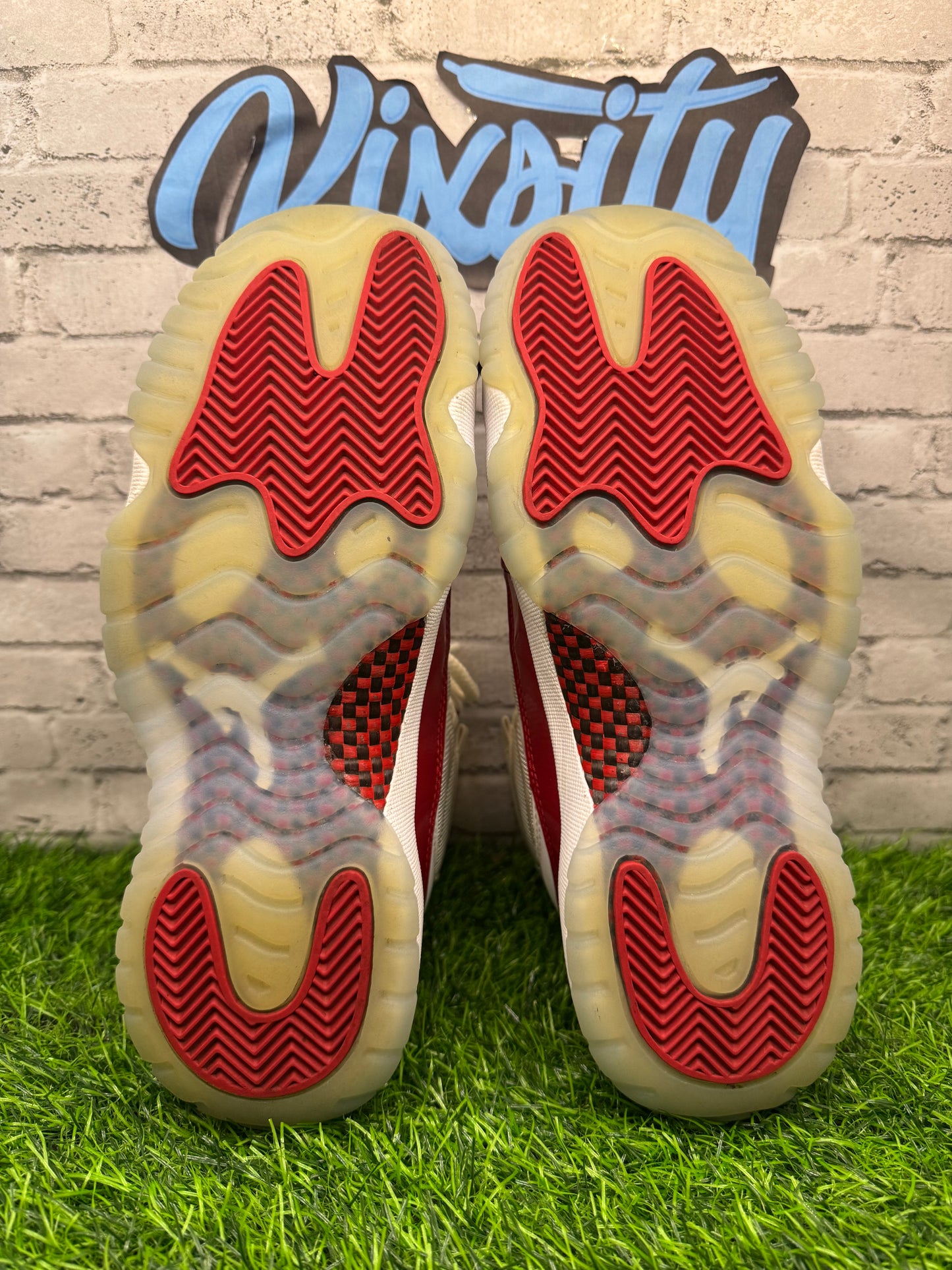 Jordan 11 Cherry PO GS 6.5Y