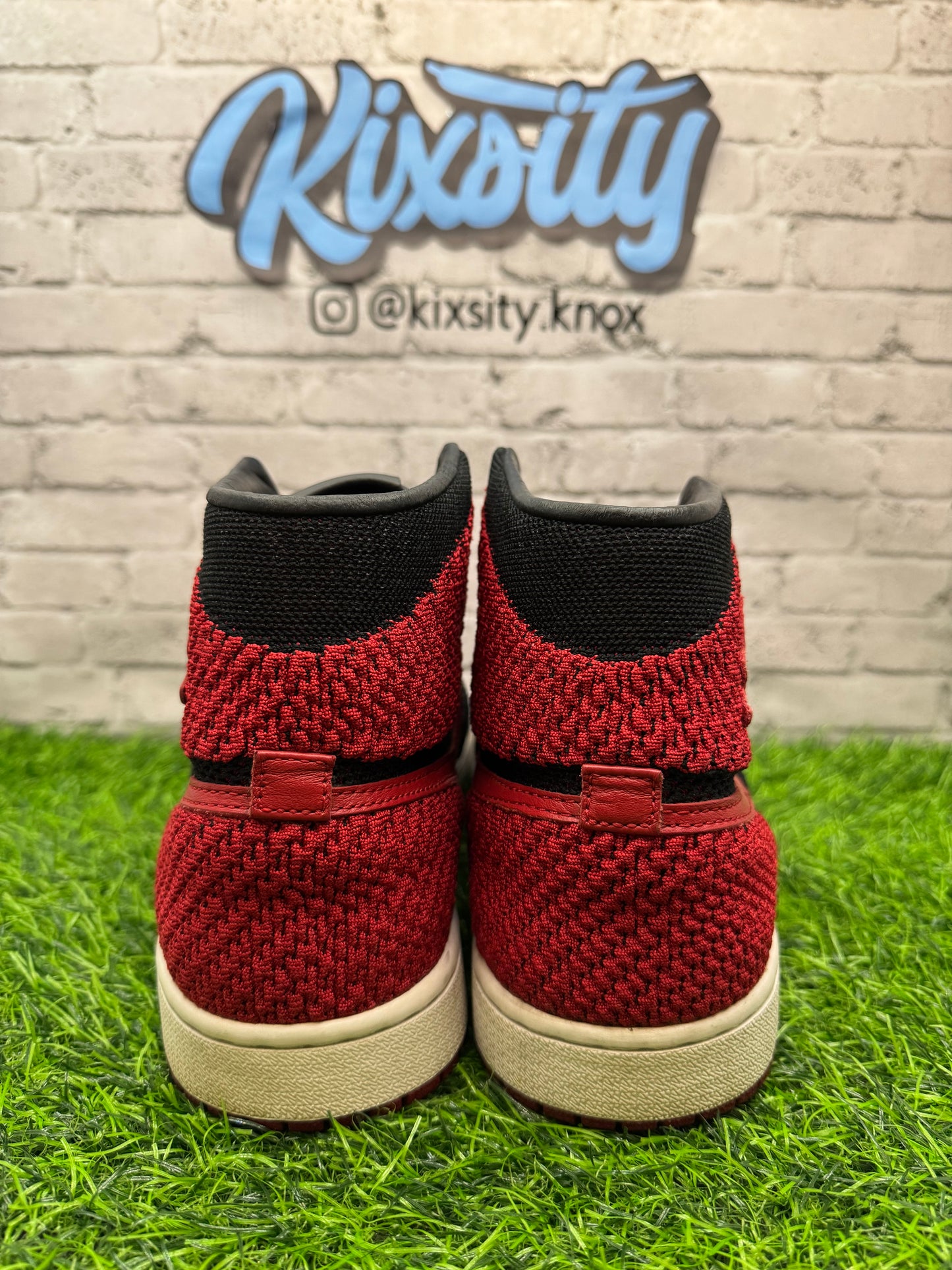 Jordan 1 High Flyknit Bred PO (No Box) 8.5
