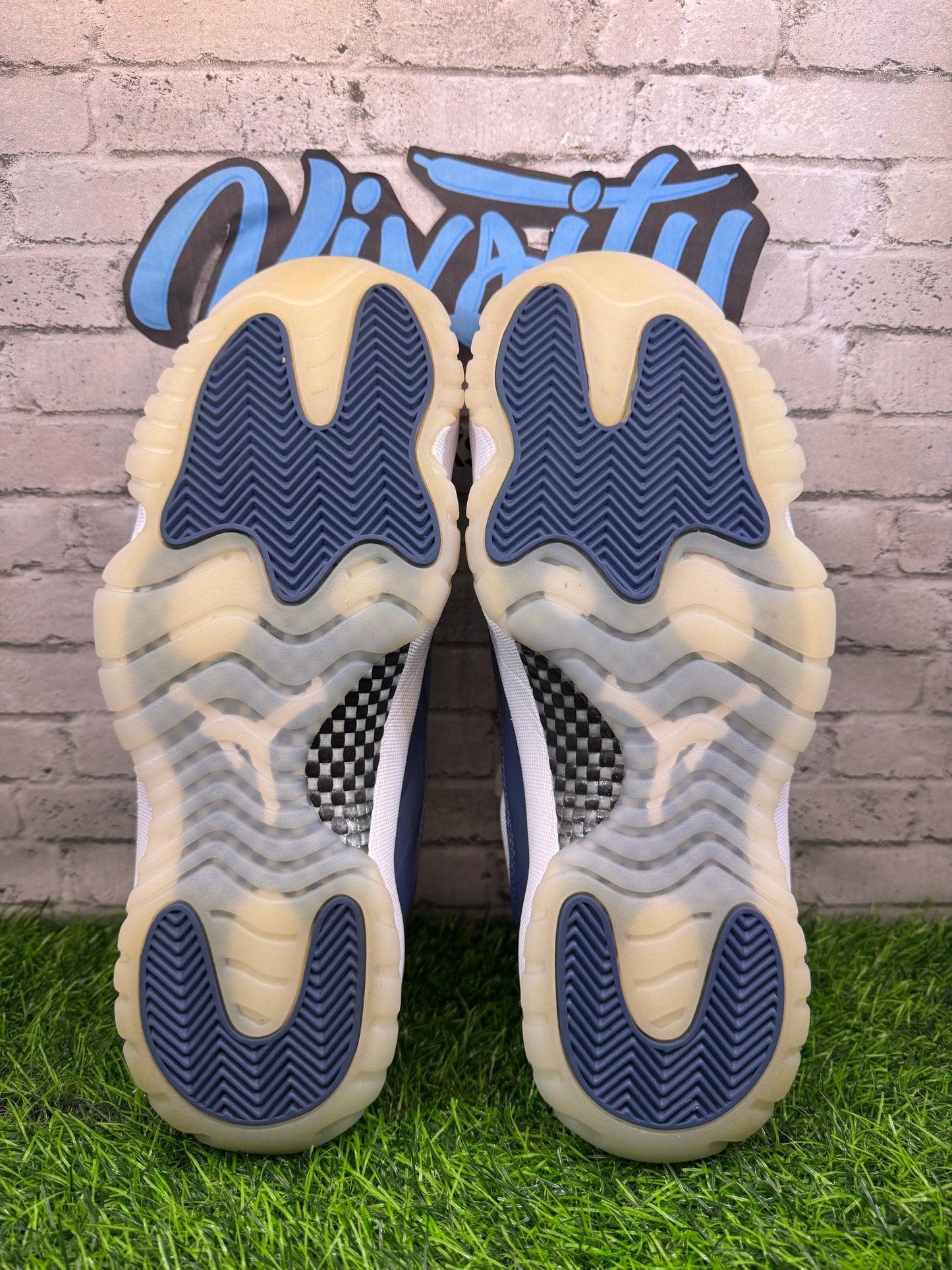 Jordan 11 Low Diffused Blue PO 9