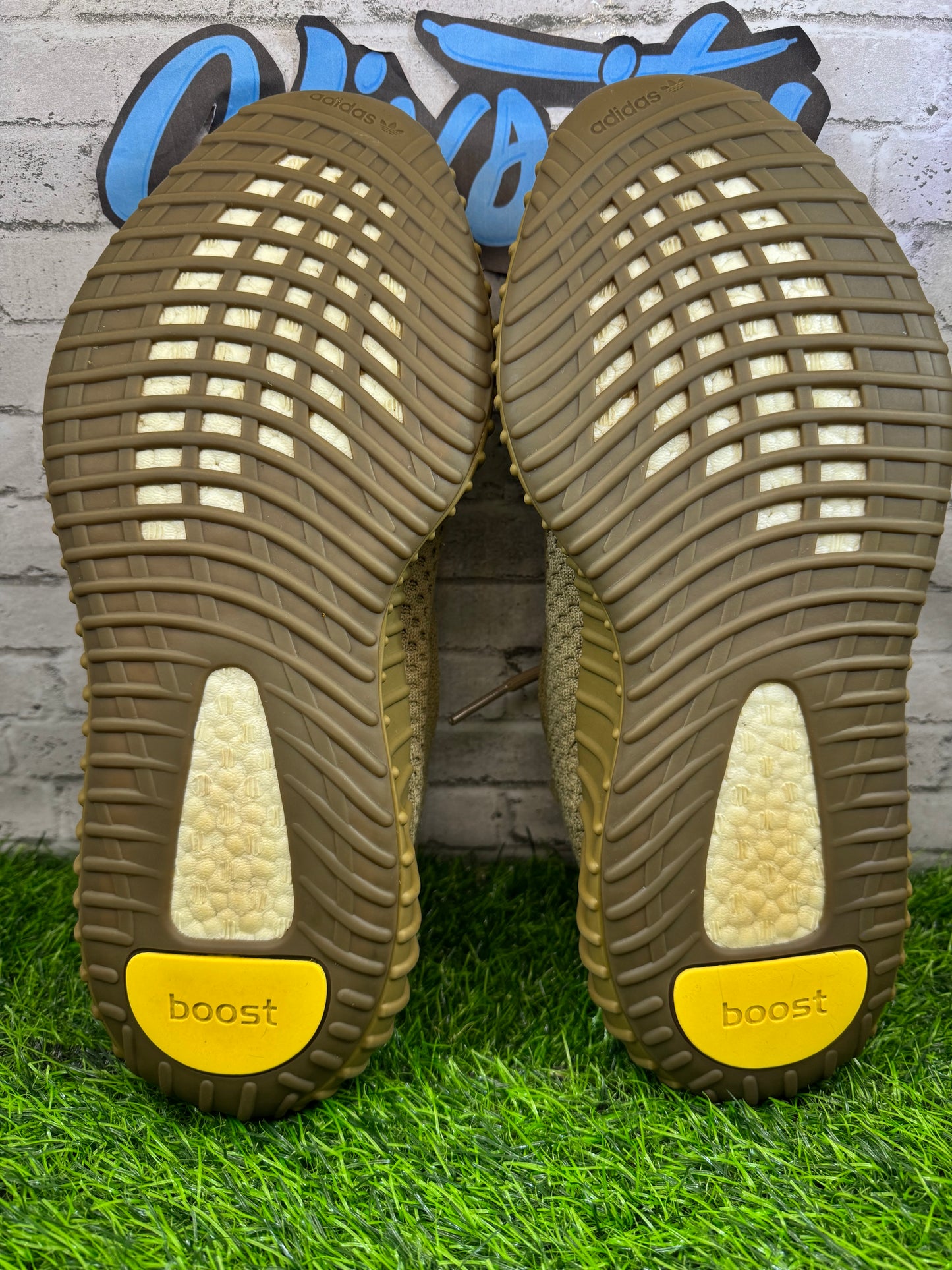 Yeezy 350 V2 Earth PO 10.5