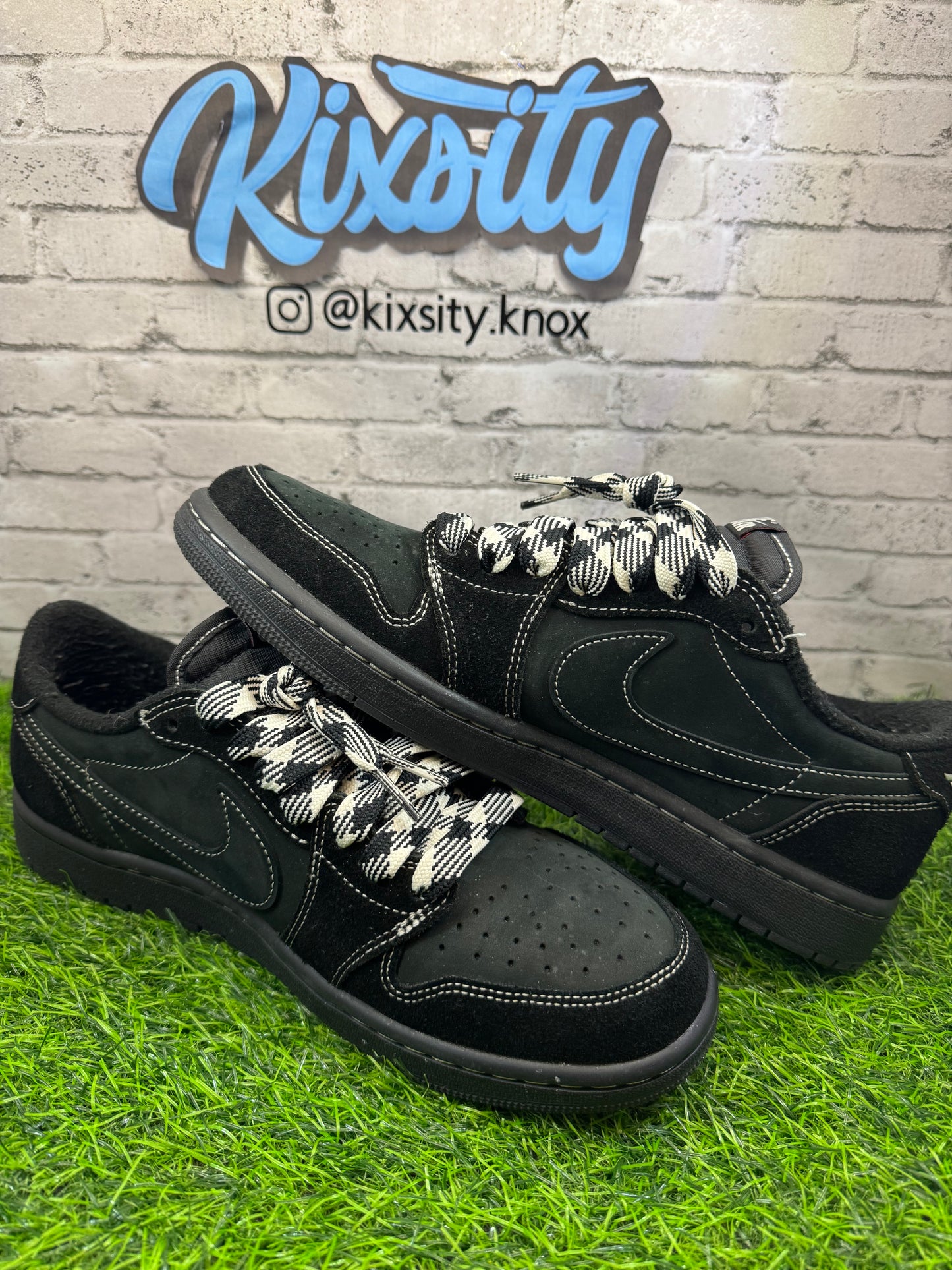Jordan 1 Low Travis Scott Phantom PO 10