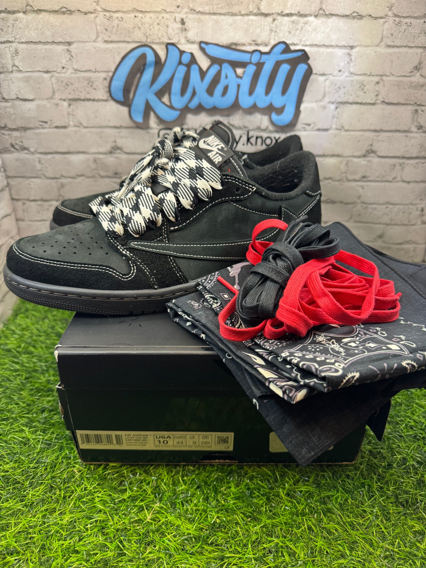 Jordan 1 Low Travis Scott Phantom PO 10
