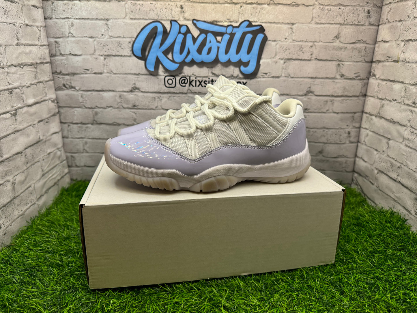 Jordan 11 Low Pure Violet PO (Rep Box) 7.5W