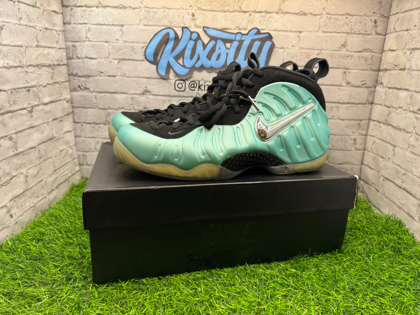 Nike Foamposite Island Green PO 9.5