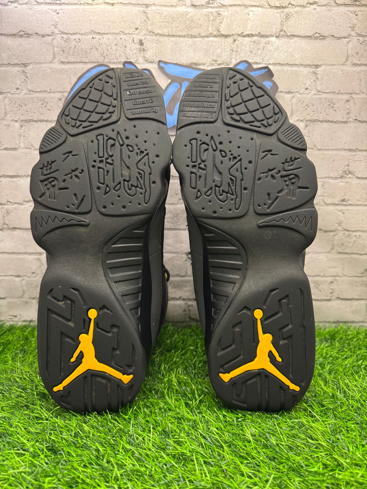 Jordan 9 Dark Charcoal University Gold PO 9.5