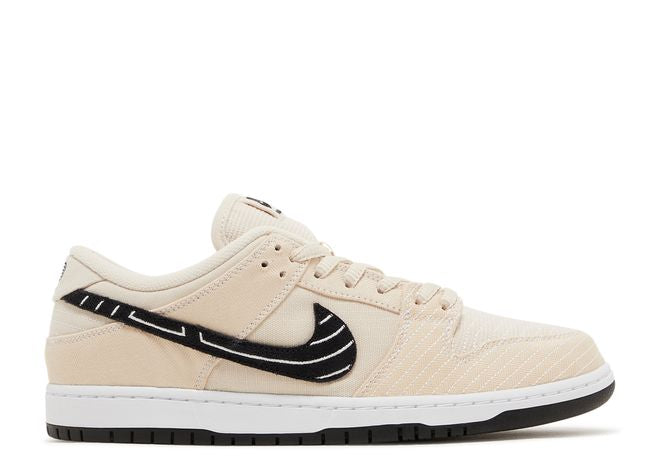 Dunk Low SB Albino & Preto 7